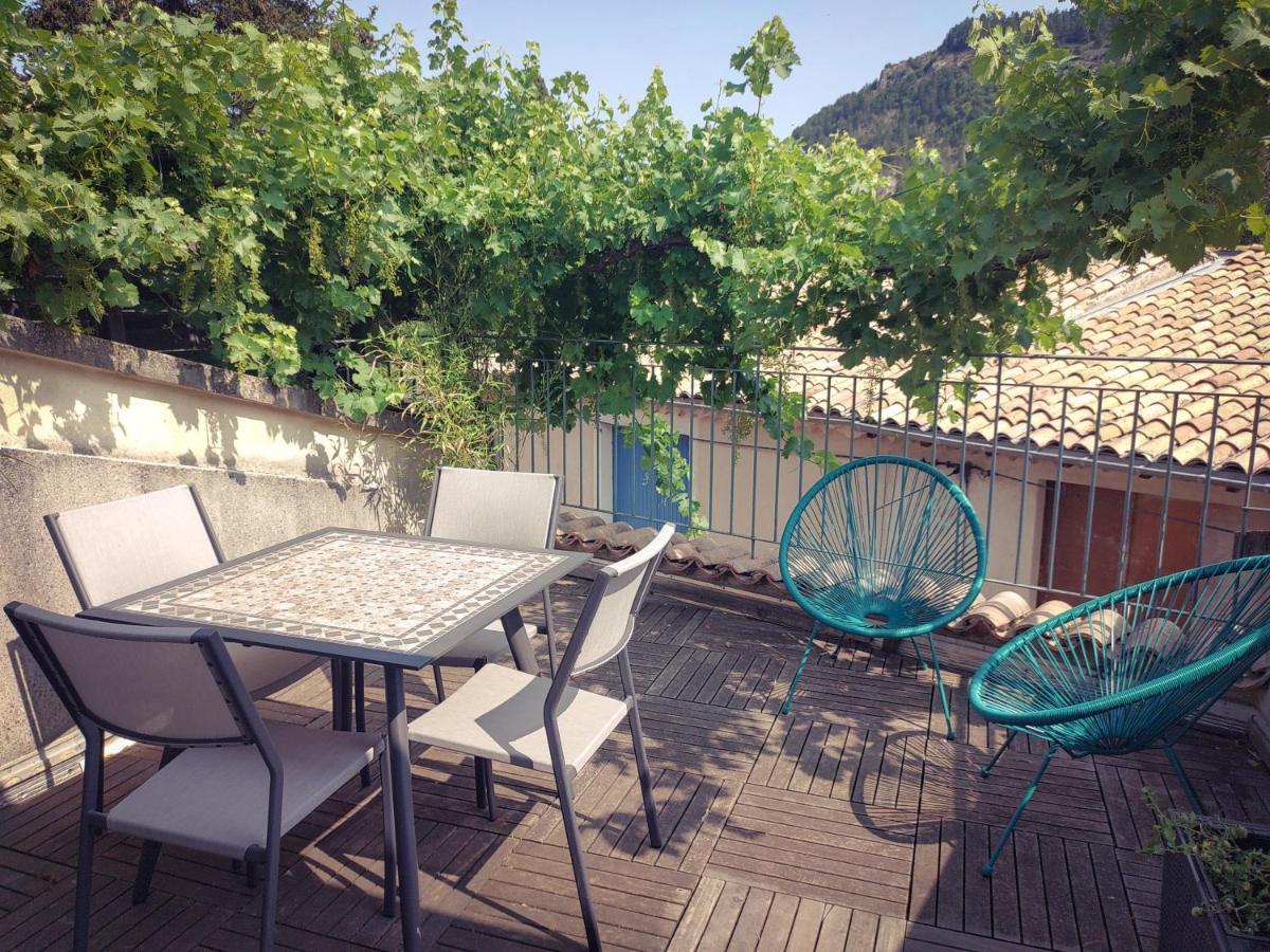 Maison De Village Avec Terrasse Luc-en-Diois Eksteriør bilde